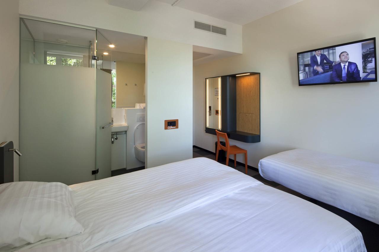 Easyhotel Centre Hotel